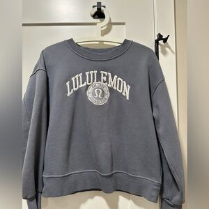 Lululemon Perfectly Oversized Crew Graphic Solar Grey Size xs